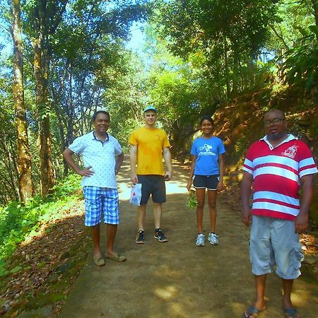 Sapphire Holiday Resort Ratnapura Exterior foto
